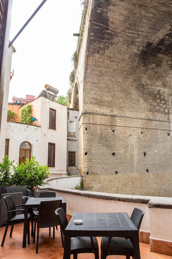 Casa Del Monacone Bed & Breakfast Napoli Bagian luar foto